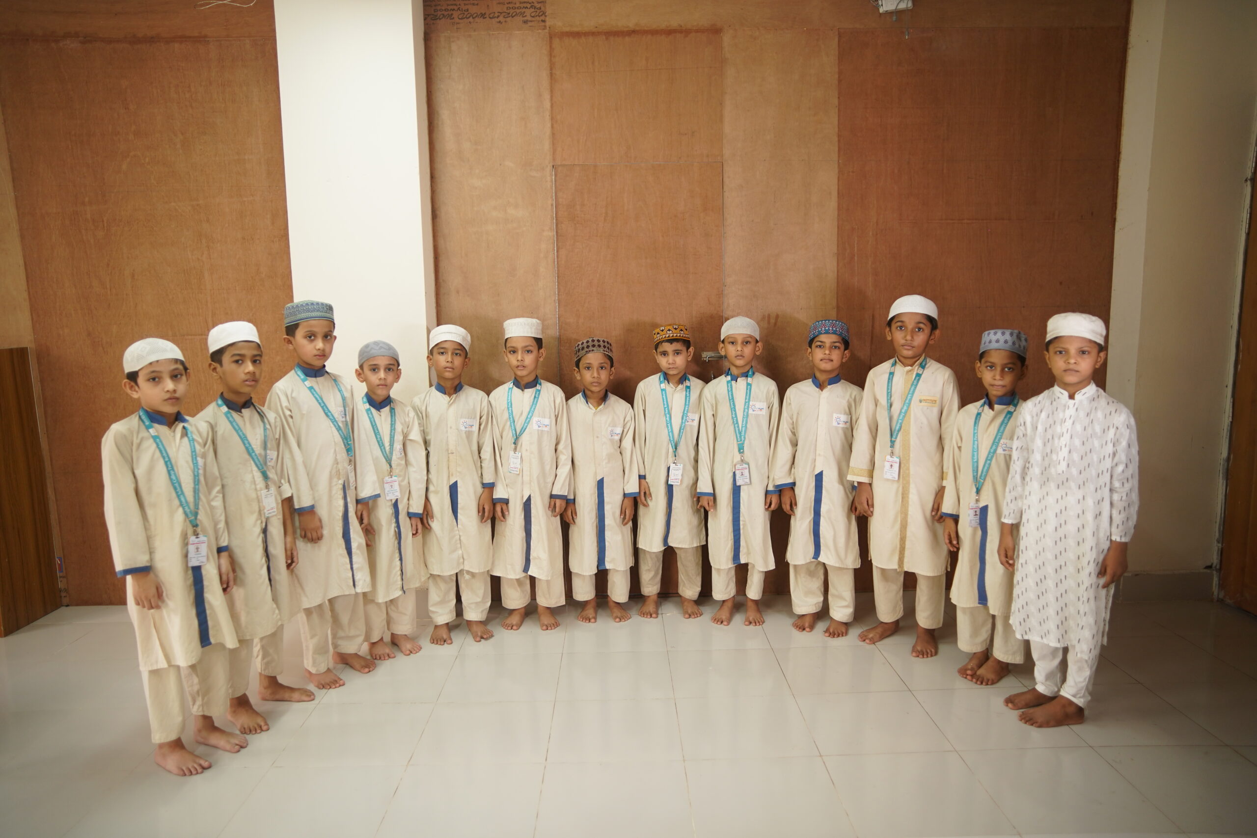 Madrasatul Ulomi Wal Hikam campus and students